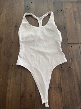 ALO Yoga Women’s  White Racerback Bodysuit